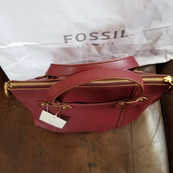 ⭐SOLD⭐Fossil Leather Purse 'Felicity' - Picture 8 of 11